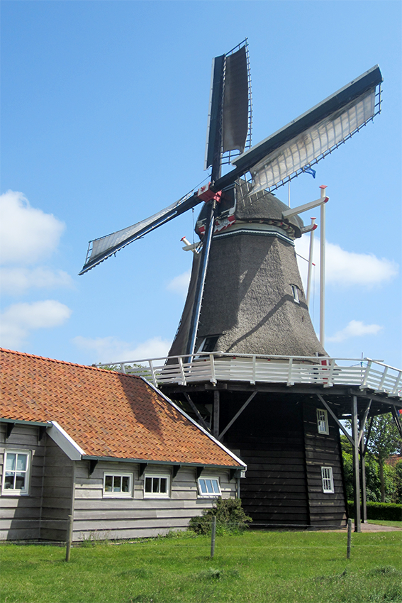 Foto van De Verwachting, Hollum (Ameland), Kees Kammeraat (29-5-2012) | Database Nederlandse molens