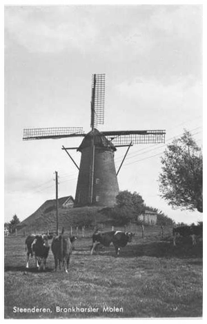 Bronkhorstermolen, , Foto: ? (verzameling Rob Pols). | Database Nederlandse molens