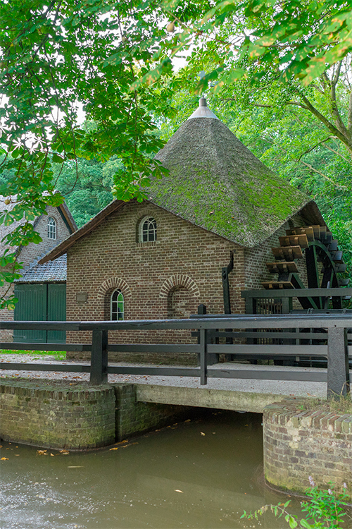 Klik en bekijk molen De Rosmolen