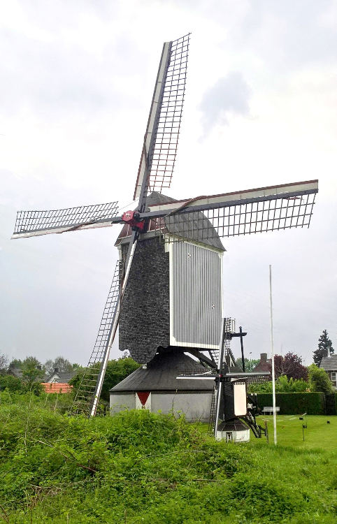 Foto van Sint Anthoniusmolen, Kessel, Barth Glasbergen (7-5-2017) | Database Nederlandse molens