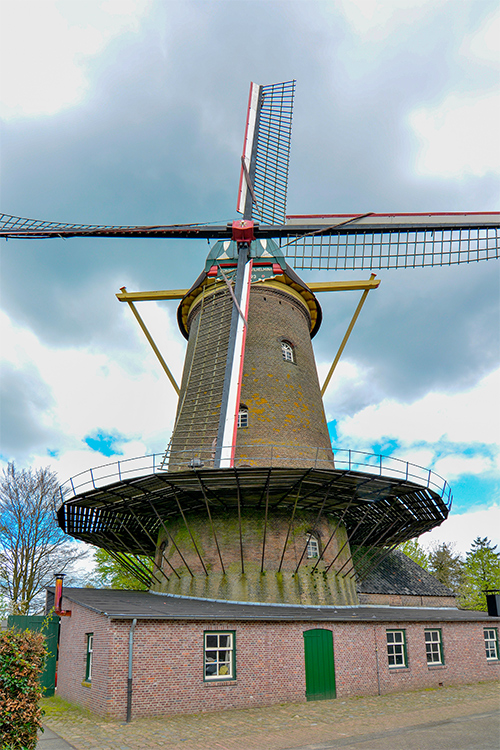 Koningin Wilhelmina, Dongen, Roelof Kluijtmans (19-4-2016) | Database Nederlandse molens