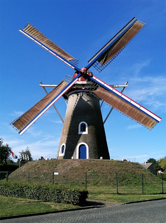 Foto van De Leest, Lieshout, Lukas Vandael (14-09-2019) | Database Nederlandse molens