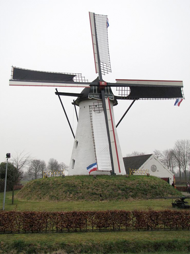 Foto van De Deen, Luyksgestel,  Gerard Sturkenboom (18-3-2011) | Database Nederlandse molens