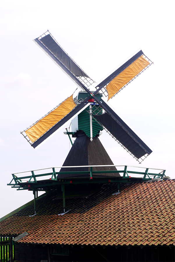 Foto van Het Klaverblad, Zaandam, Matthieu Hoogduin (12-4-2014). | Database Nederlandse molens