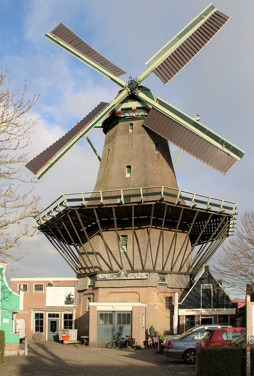 Foto van De Krijgsman, Oosterblokker, Tony Hop (06-01-2022)De molen, na de restauratie van 2021 voorzien van 4 enden zelfzwichting mét doorboorde as. | Database Nederlandse molens