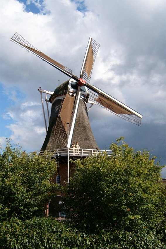 Foto van De Hoop, Hellendoorn, Detlef ter Haar (26-8-2005) | Database Nederlandse molens