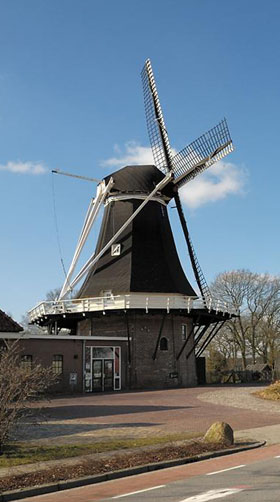 Foto van De Wippe / Molen van Fakkert, Hellendoorn, Eddy Blenke (6-3-2010). | Database Nederlandse molens