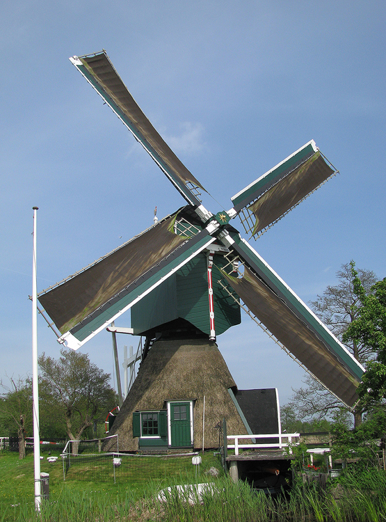 Foto van De Trouwe Wachter, Tienhoven, Piet Glasbergen (10-5-2015). | Database Nederlandse molens