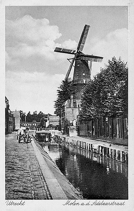 Rijn en Zon, , Op deze oude foto heeft de Rijn en Zon nog zelfzwichting.  Foto: n.b. (verzameling Rob Pols).  | Database Nederlandse molens