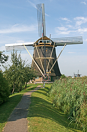 Foto van De Hoge Molen, Nieuw-Lekkerland, Ton Koorevaar (20-8-2009). | Database Nederlandse molens
