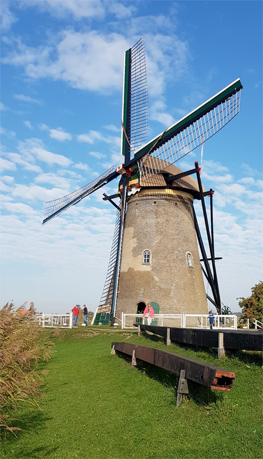 Foto van Nederwaard Molen No.2, Kinderdijk, Pieter Zuijkerbuijk (16-10-2018) | Database Nederlandse molens
