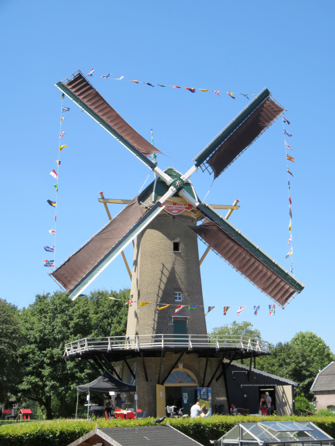 Foto van De Korenaer / Prins Maurits, Den Haag-Loosduinen, William Bouter (30-6-2018) | Database Nederlandse molens