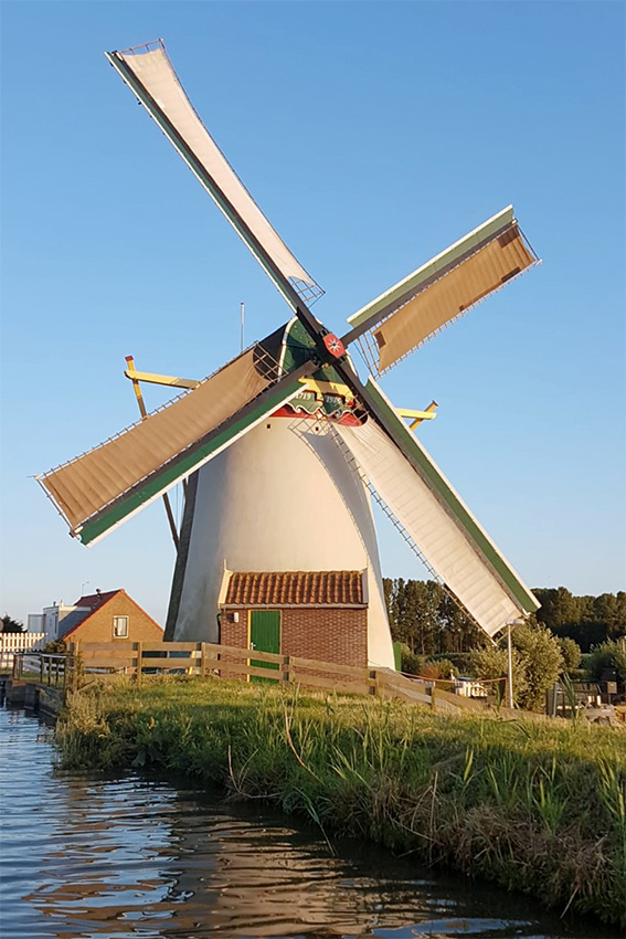 Foto van Groeneveldse Molen, Schipluiden, Dean Tork (8-7-2018) | Database Nederlandse molens