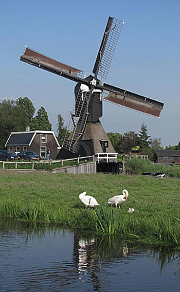 Foto van Westveense Molen, Woerdense Verlaat, Gerard Sturkenboom (20-5-2011). | Database Nederlandse molens