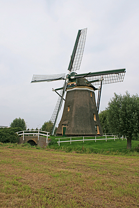 Foto van Barremolen, Zoeterwoude, Foto:Ton Koorevaar (02-08-2011) | Database Nederlandse molens