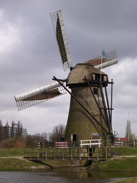 Pendrechtse Molen, Barendrecht, Barend Zinkweg (12-04-2006) | Database Nederlandse molens